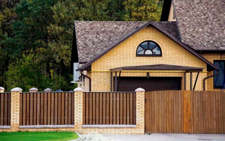 House Fence Dimensions and Space: What You Need To Know