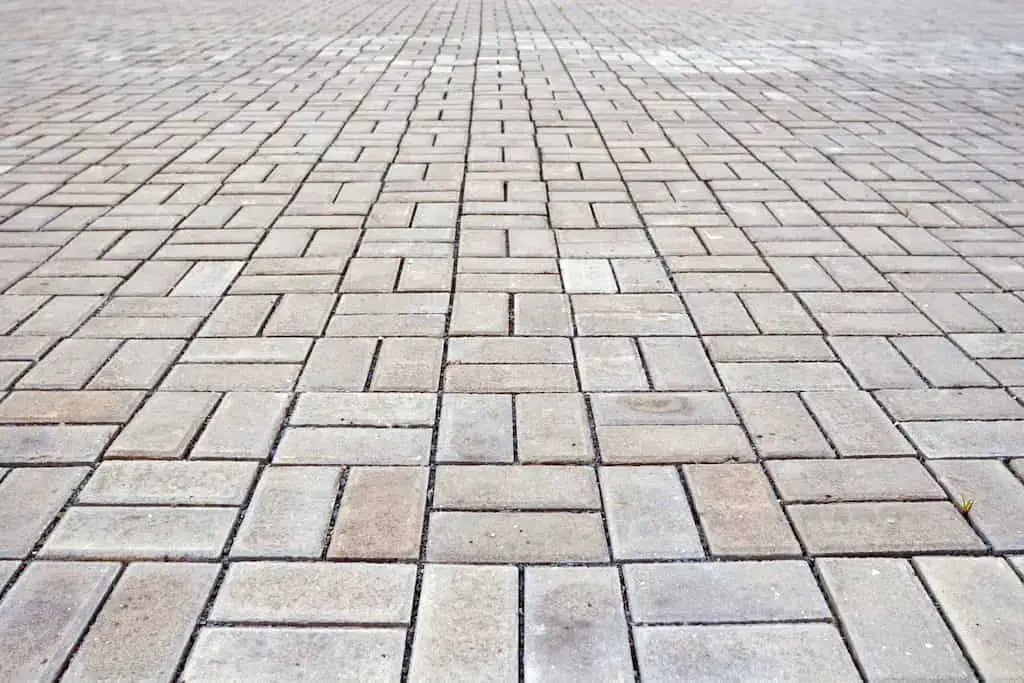 Paving Slabs Vs Tiles What S The, Outdoor Paver Tiles